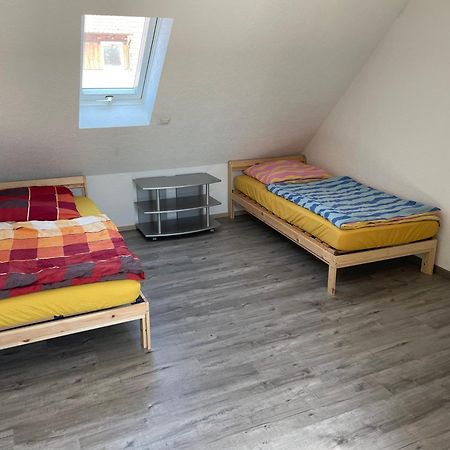 Haus Dambacher - Arbeiter-Monteurzimmer Nuertingen Exteriér fotografie