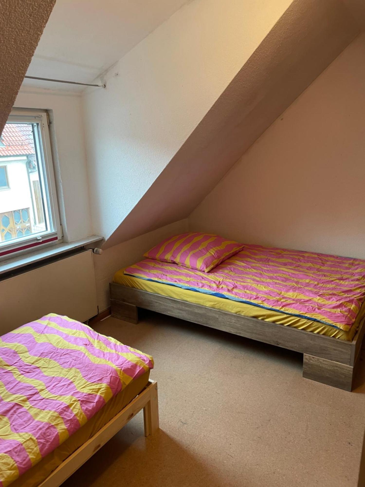 Haus Dambacher - Arbeiter-Monteurzimmer Nuertingen Exteriér fotografie